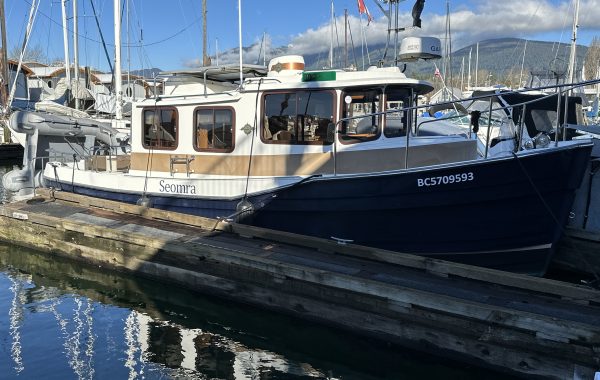 yacht brokers british columbia